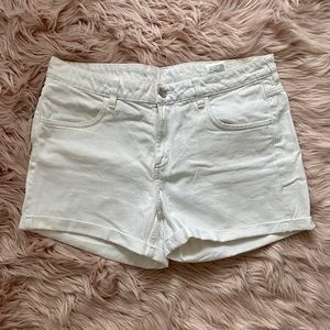White denim cuffed shorts